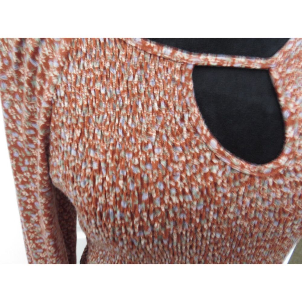 Willow & Root Smocked Keyhole Top L  Rust Ditsy Floral Boho Blouse EUC by Buckle